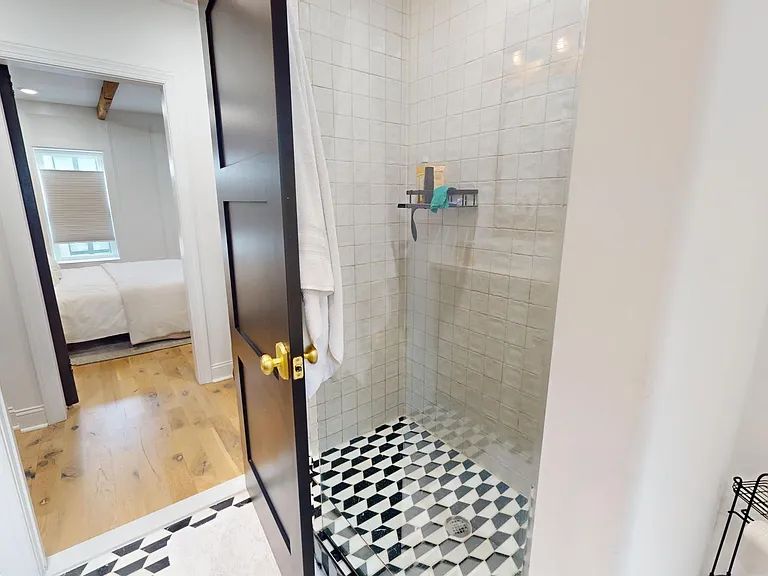 1226 Federal St — Photo 3