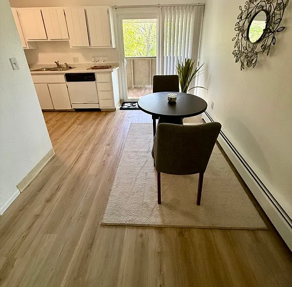 2990 Glenwood Dr #11 — Photo 6