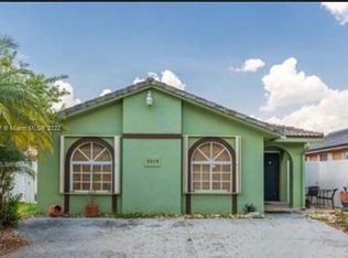 3215 W 70th St #3215, Hialeah, FL 33018