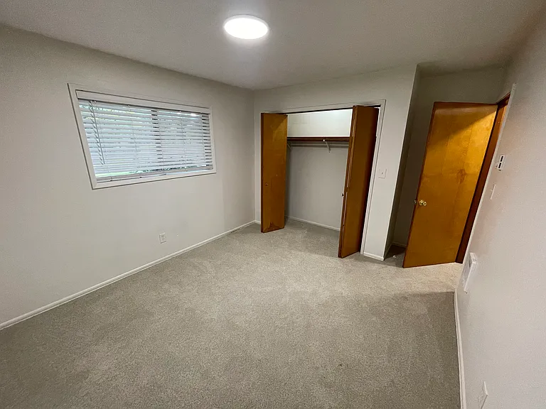 13506 NE 72nd Ave — Photo 17