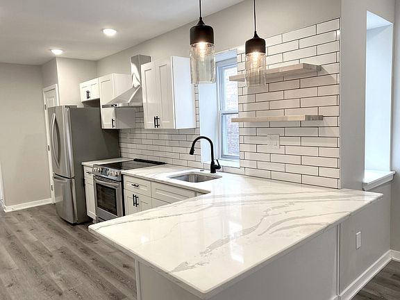 2nd image of 3834 W Girard Ave
