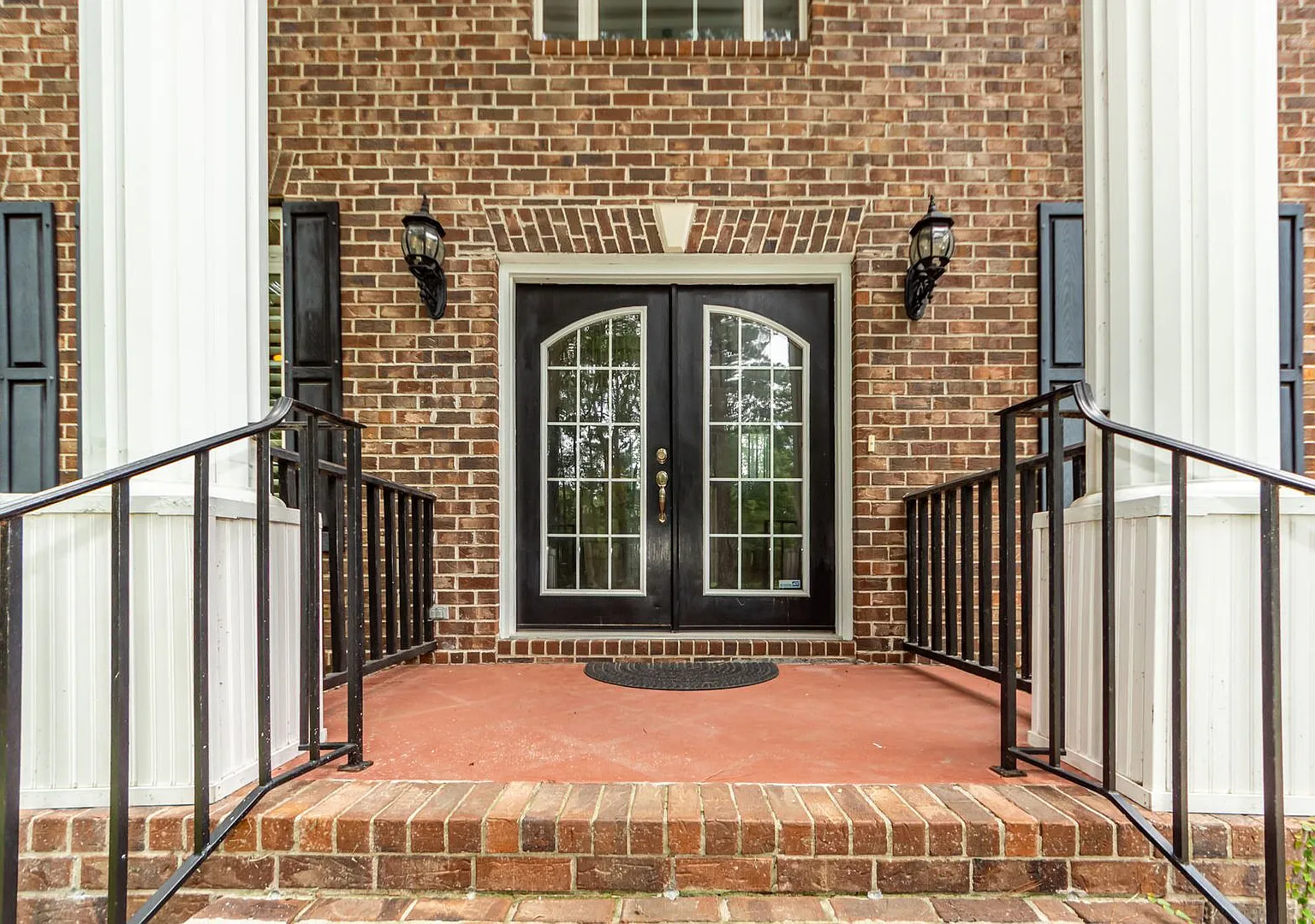 Stunning Executive Home for Rent in Brickfall Estates at Dunes West — Photo 3