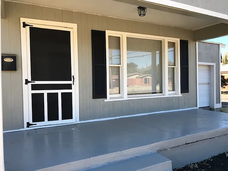742 S La Salle Dr — Photo 4