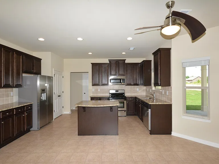Kitchen 1