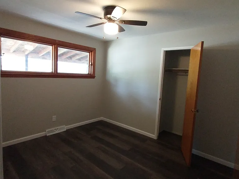 574 Willow Park Rd — Photo 7