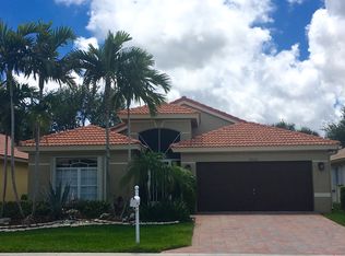 5826 Royal Club Dr, Boynton Beach, FL 33437