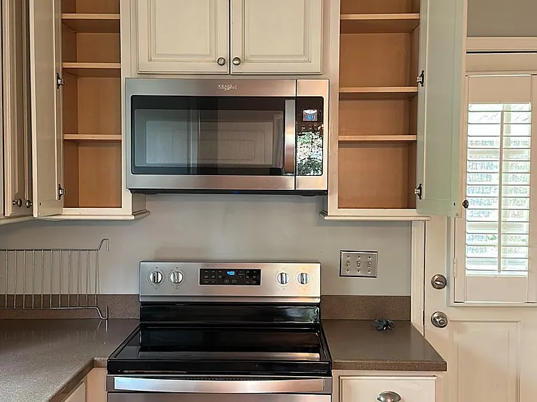 3801 Oxford Way E — Photo 32