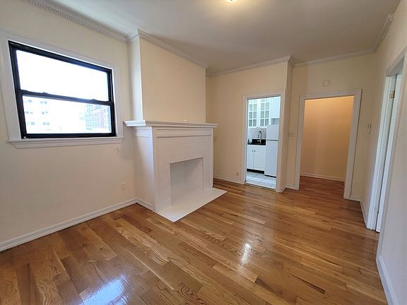 2nd image of 163 E 36th St #5R