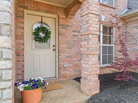 4th image of 5383 Lamb Valley Dr