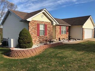 1166 Riverwoods Dr, Desloge, MO 63628