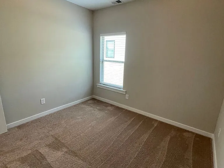 459 Troubadour Ln — Photo 28