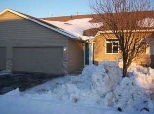 1563 Dublin Ct, Shakopee, MN 55379