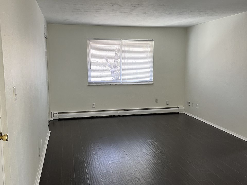 1st image of 1330 W Hillcrest Ave APT 8