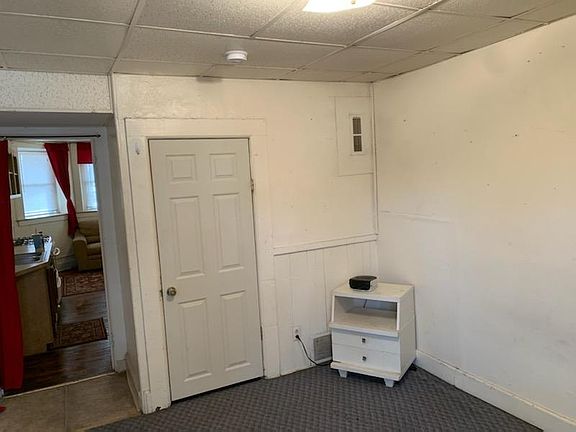 5th image of 514 Seneca St APT C