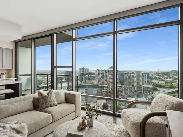 1212 Laurel St APT 2009, Nashville, TN 37203