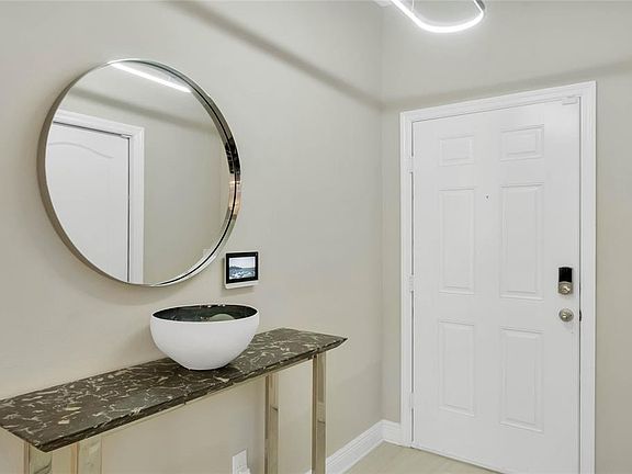 5th image of 15250 Sunrise Grove Ct