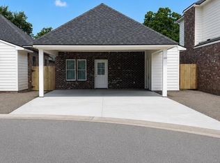 118 Millie Park Dr, Lafayette, LA 70506
