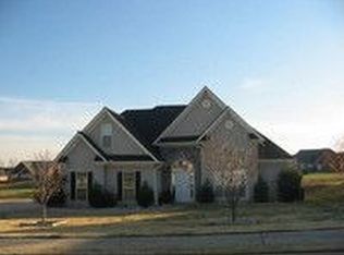 1054 Maria Dr, McDonough, GA 30253