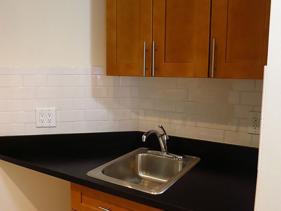 5th image of 1482 York Ave APT 5H