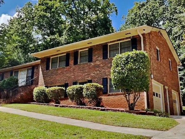 2830 Wendy Ln, Marietta, GA 30062