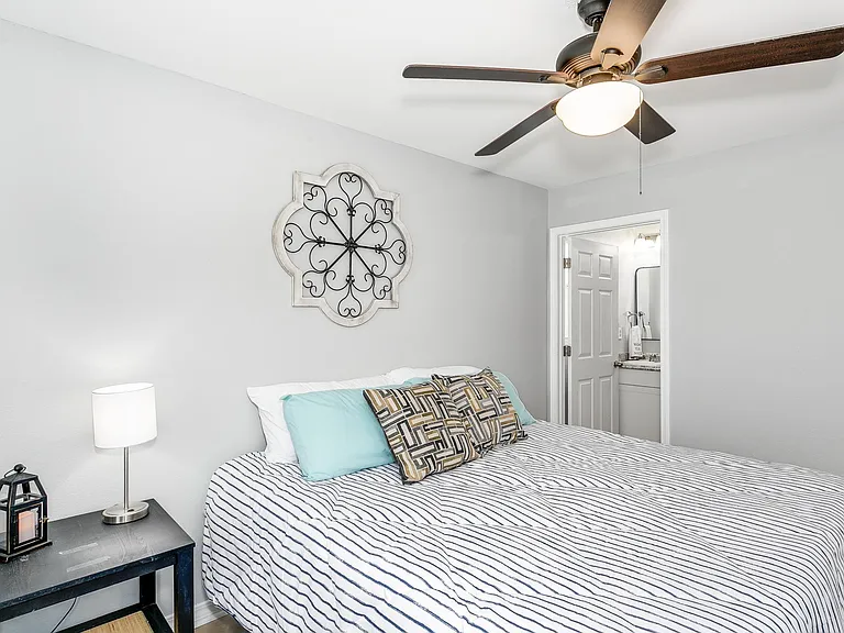 8410 Jarmen Ln — Photo 13