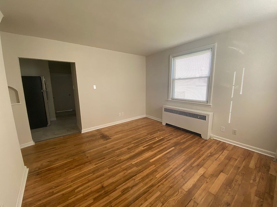 1st image of 1010 Beechwood Ave #318-A
