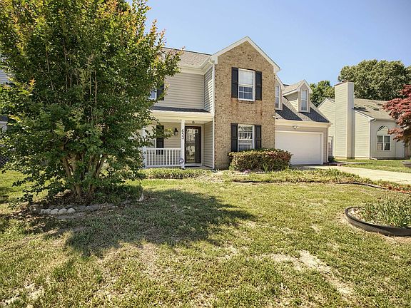2nd image of 453 Waverly Pl