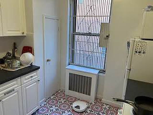4th image of 485 Columbus Ave APT 4D