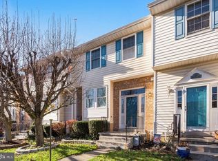 12 Blue Sky Dr, Owings Mills, MD 21117