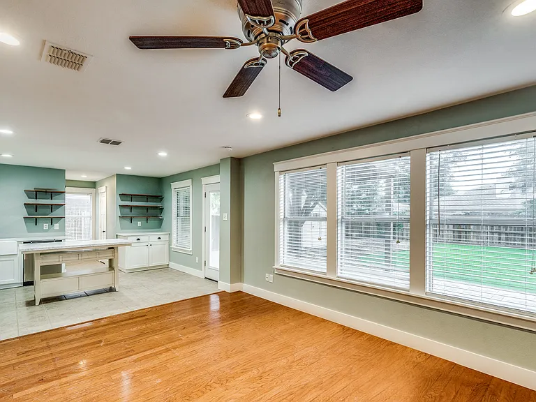 2613 Hidden Valley Dr — Photo 9
