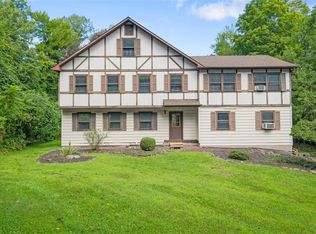 523 Van Wyck Lake Rd, Hopewell Junction, NY 12533