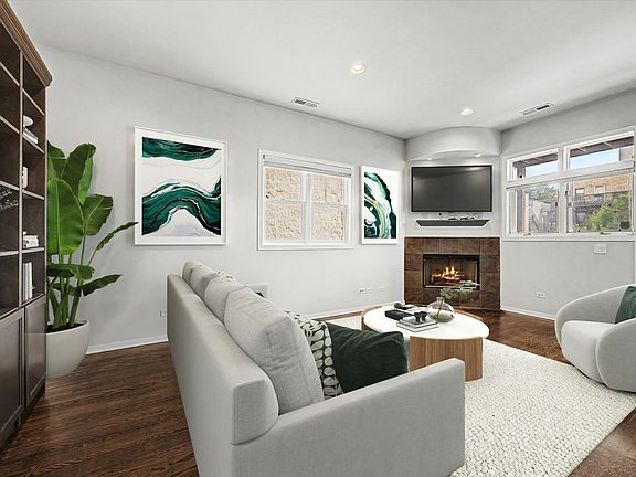 3rd image of 1335 N Mohawk St APT 2N