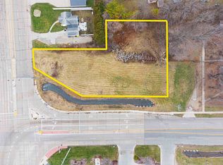 Oneida St, Menasha, WI 54952