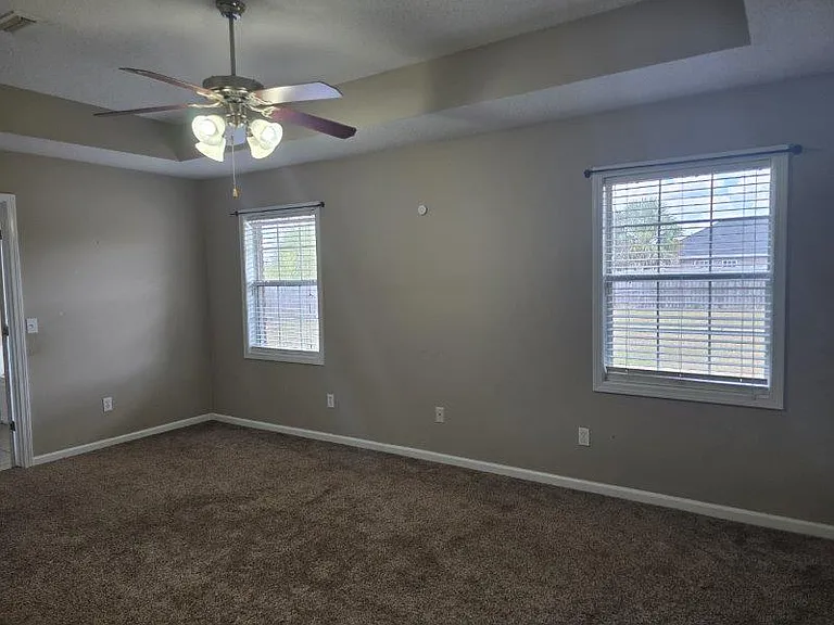 108 Fieldstone Dr — Photo 9