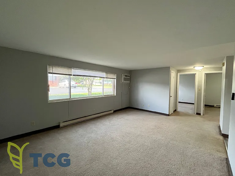 1467 Catherine St #1 — Photo 2