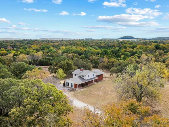 3 Pinewood Trails Dr, Ardmore, OK 73401