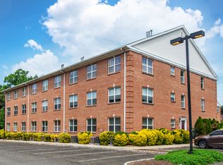 901 Stuyvesant Ave APT 101, Union, NJ 07083