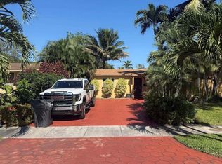 7511 Atlanta St, Hollywood, FL 33024