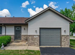 315 Pebbles Ave, Belvidere, IL 61008