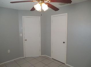 2147 Hawthorne Rd, Spring Hill, FL 34609