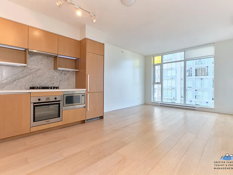 6588 Nelson Ave — Photo 4