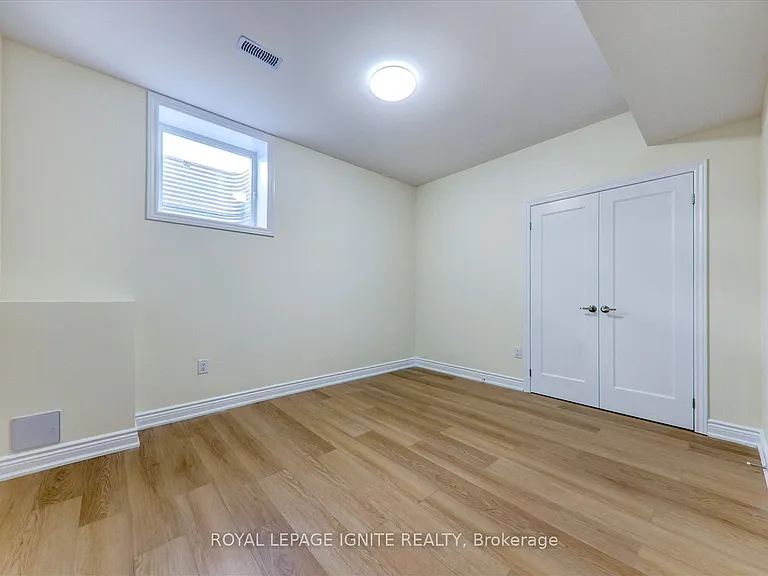 17 Winthrop Cres #BASEMENT — Photo 12