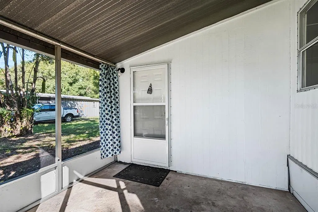 2 bed, 1.0 bath, 1157 sqft, $1,500 — Photo 3