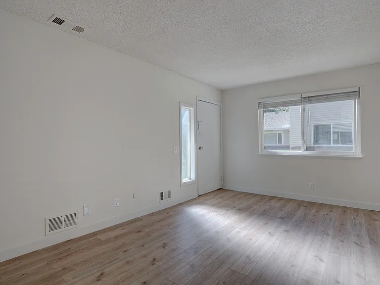 9005 E Lehigh Ave #19 — Photo 5