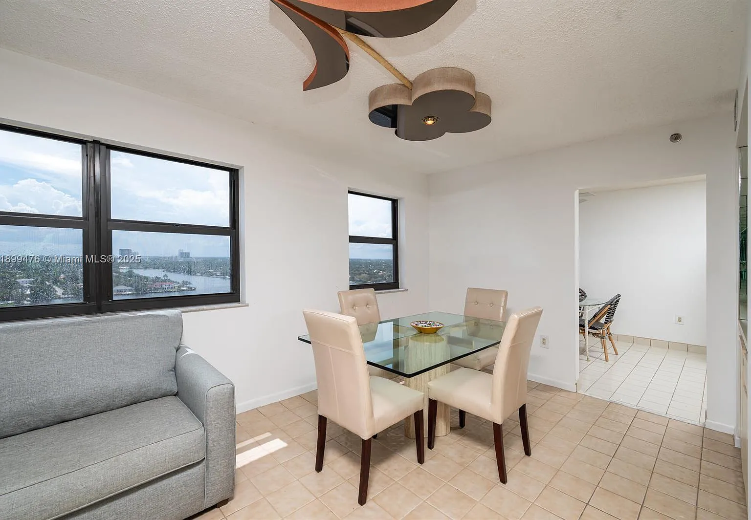 2 bed, 1660 sqft, $3,750 — Photo 4