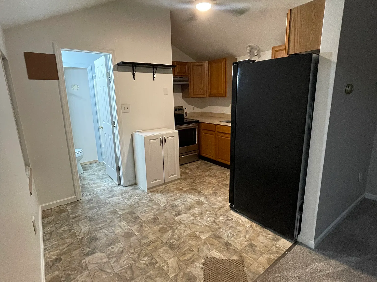 1 bed, 462 sqft, $1,000 — Photo 4