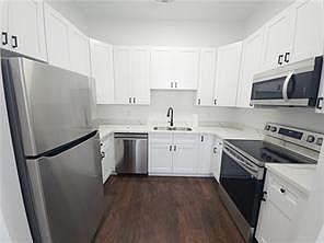 4th image of 2657 Touro St #B