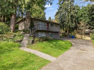 10048 NE 30th Pl, Bellevue, WA 98004