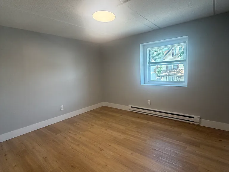 89 Woodrow Avenue — Photo 7