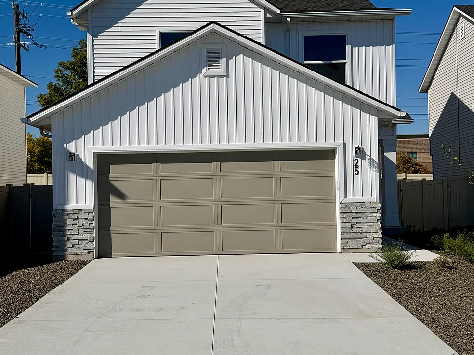 25 S Sweetgrass Pl
